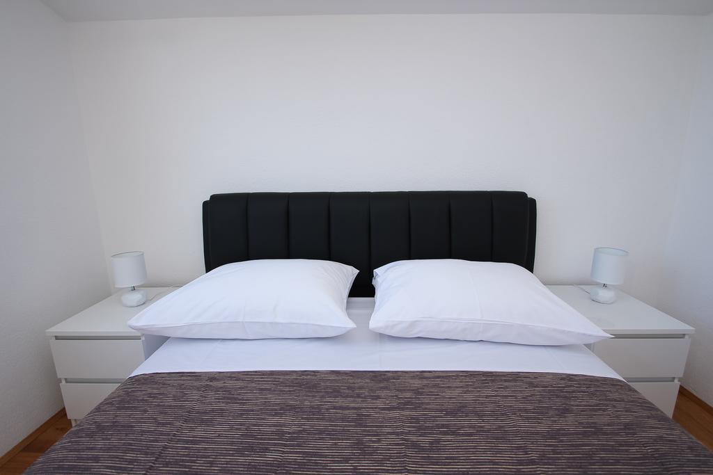 Apartman Dominik Трогир Экстерьер фото