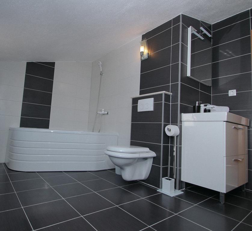 Apartman Dominik Трогир Экстерьер фото