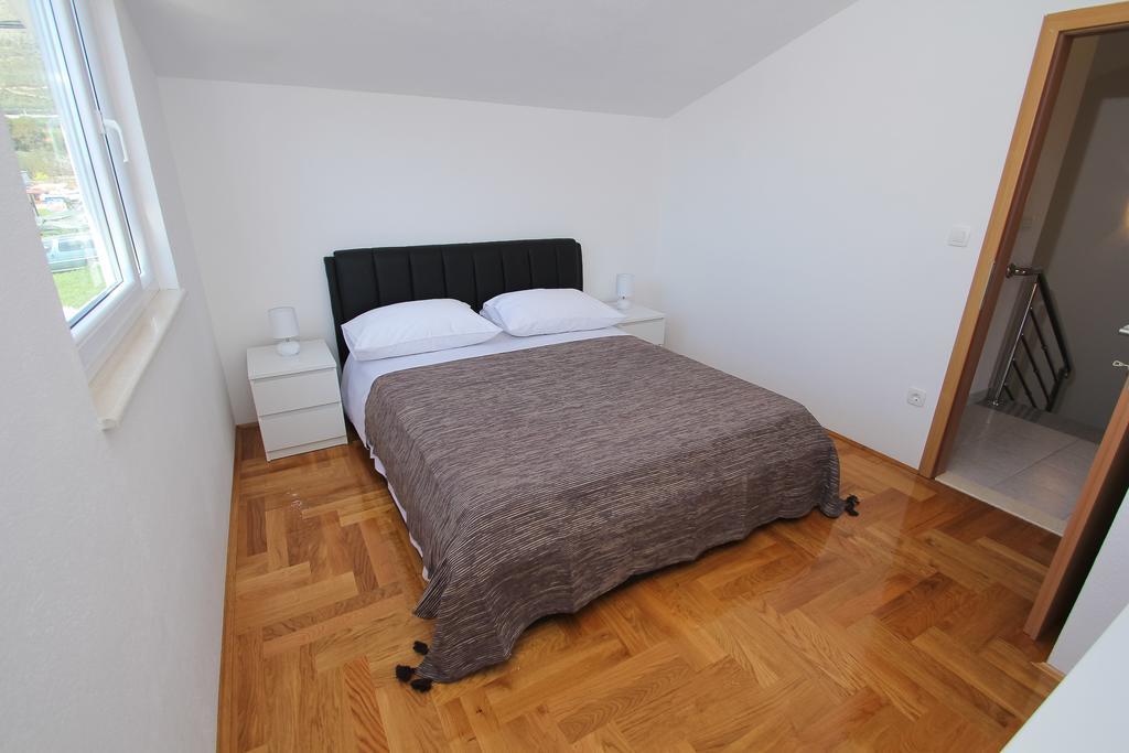 Apartman Dominik Трогир Экстерьер фото