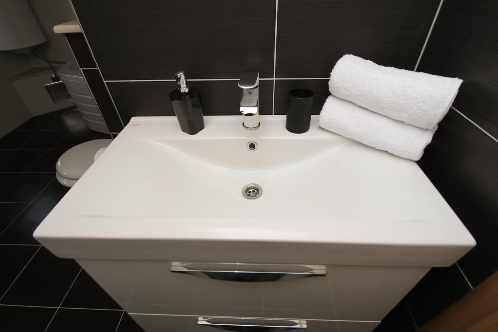 Apartman Dominik Трогир Экстерьер фото